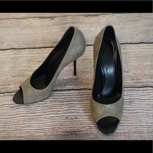 Gucci Peep Toe Pumps in Tan - Picture 4 of 7